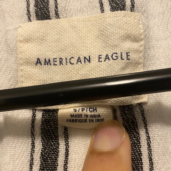 American Eagle White Black Button Up Collared Top Small - Picture 2 of 3